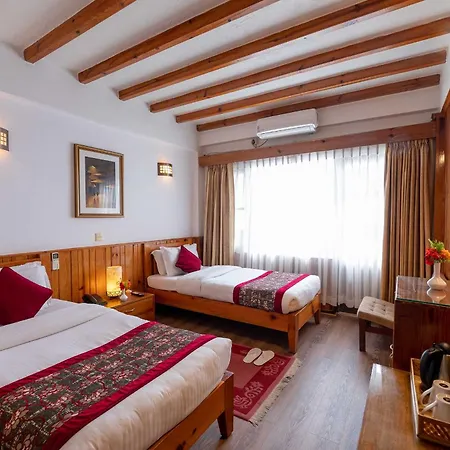 Mera Peak Hotel