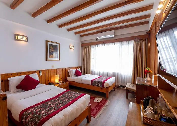 Mera Peak Hotel